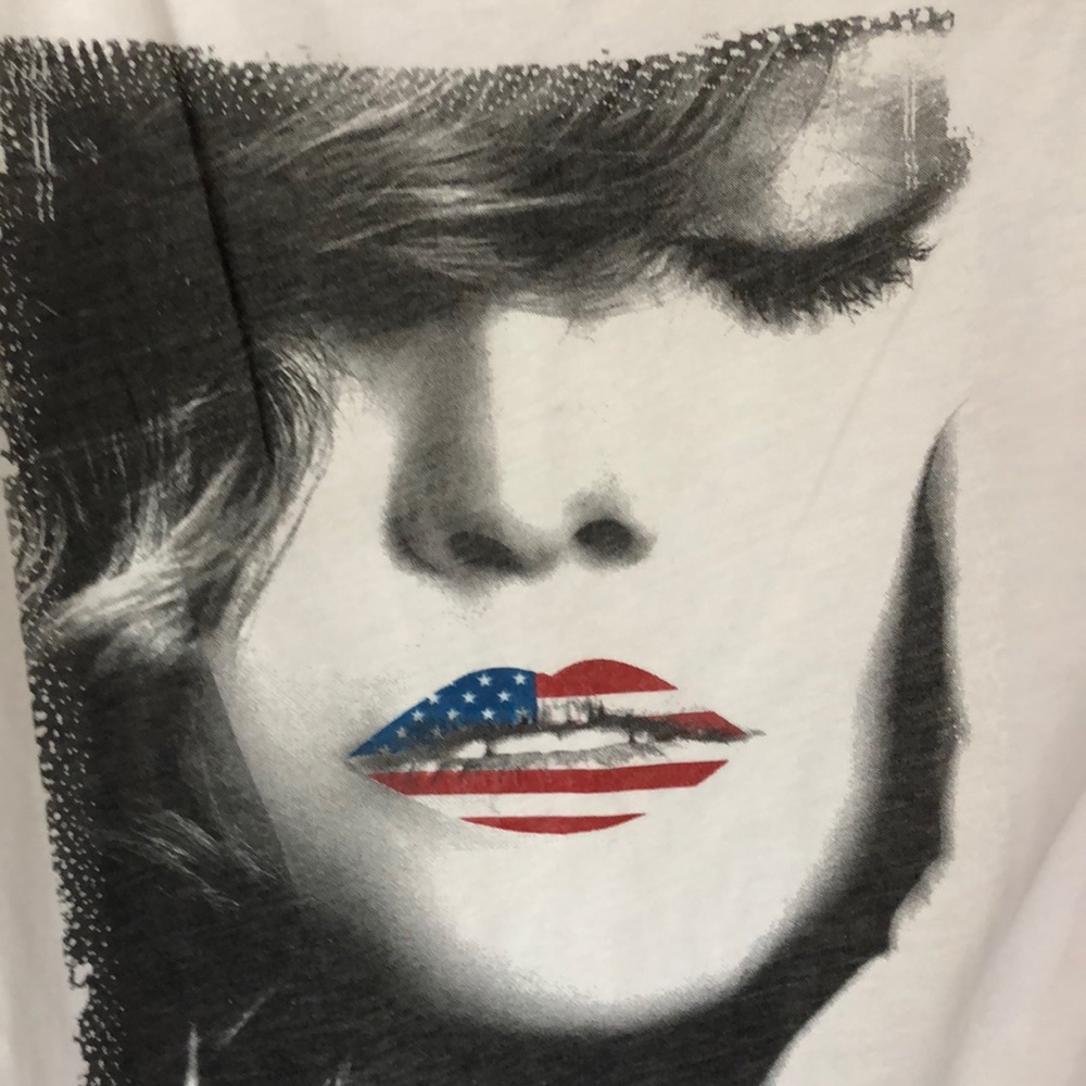 NWT ❤️🤍💙 Baseball T-shirt Sz M